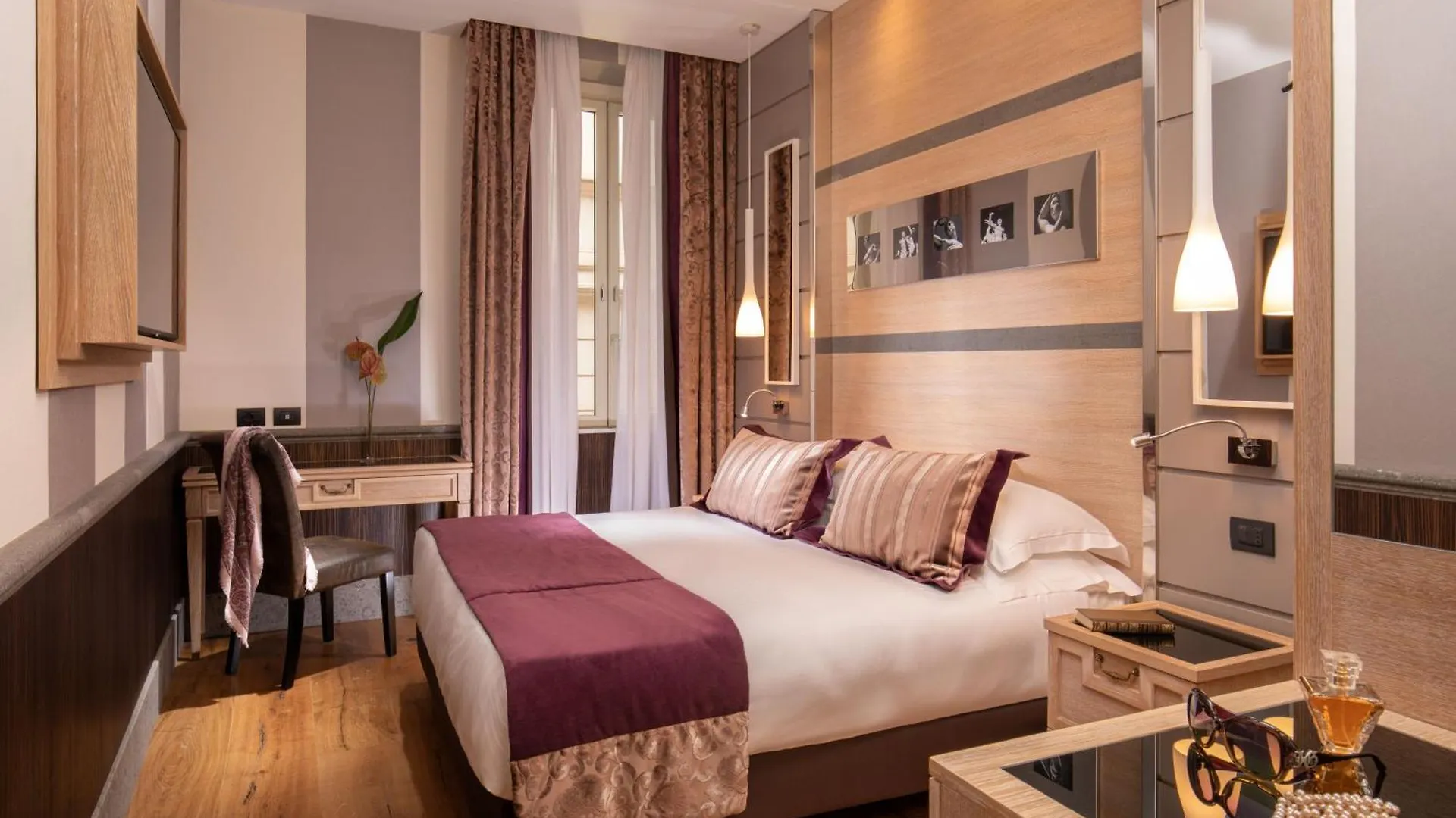 ***** Guest house The Inn At The Spanish Steps Rome Italy