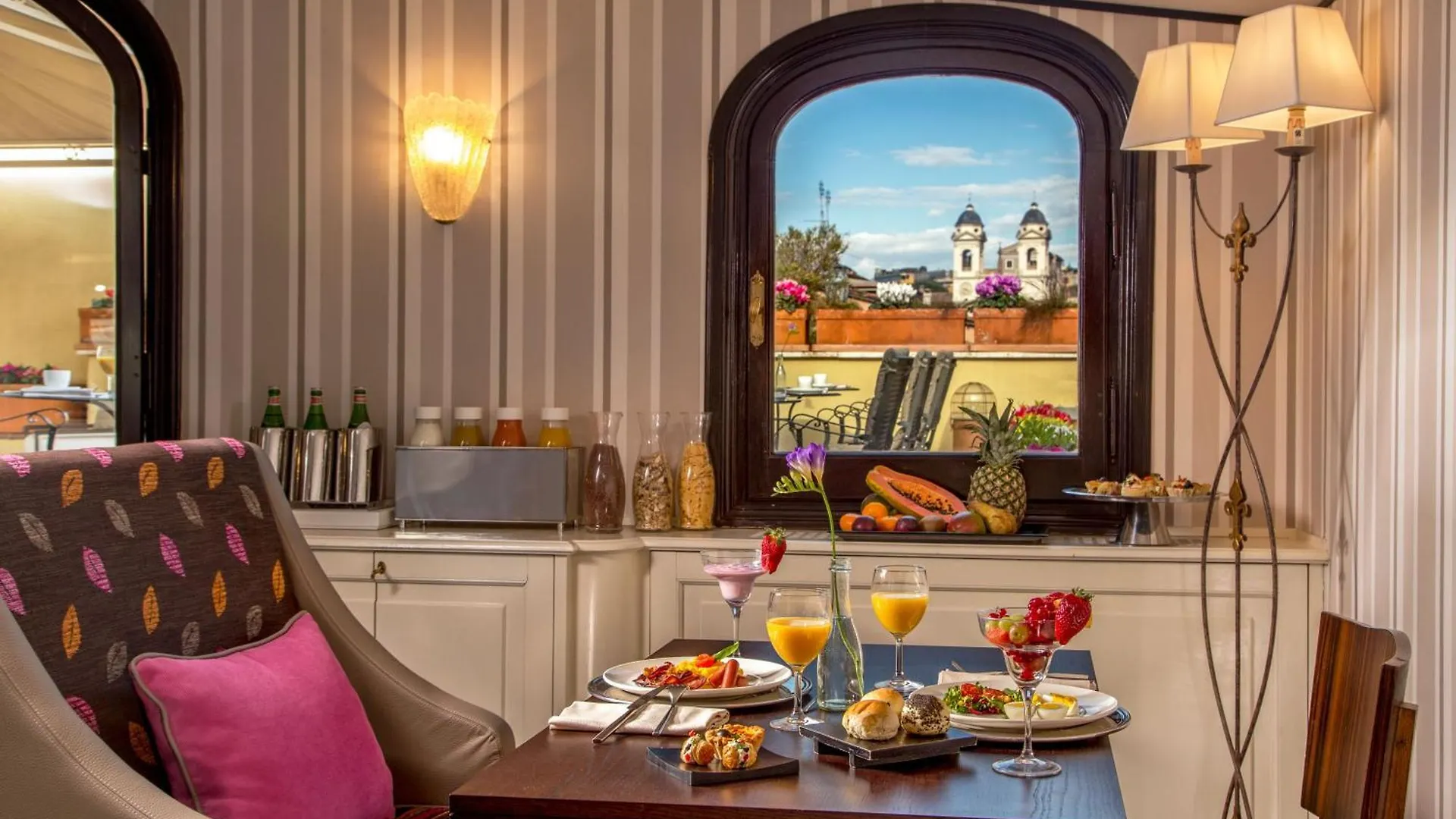 רומא The Inn At The Spanish Steps 5*,  איטליה